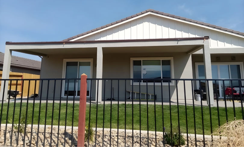 fence installed by UNI construction at a person's home